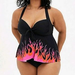 Torrid Black Flame Push Up Tankini Top Siz…